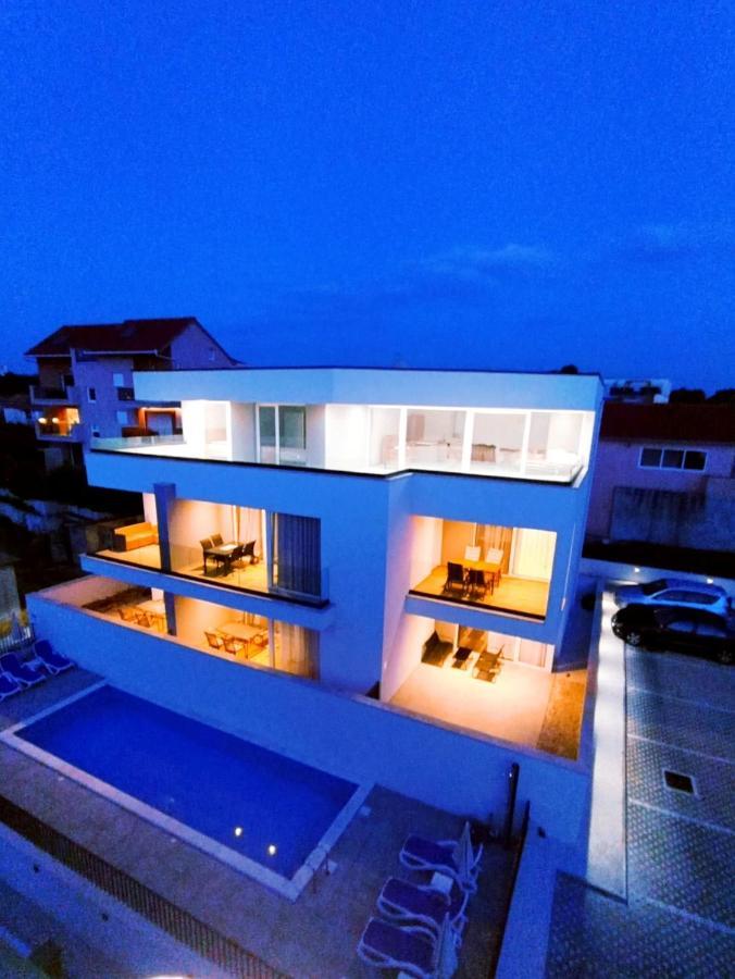 Villa Apartment Joel Trogir Exterior photo